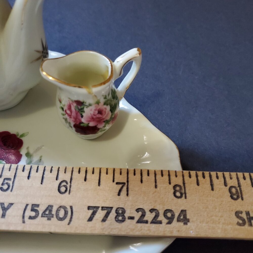 Miniature Ceramic Tea Set - Picture 14 of 16